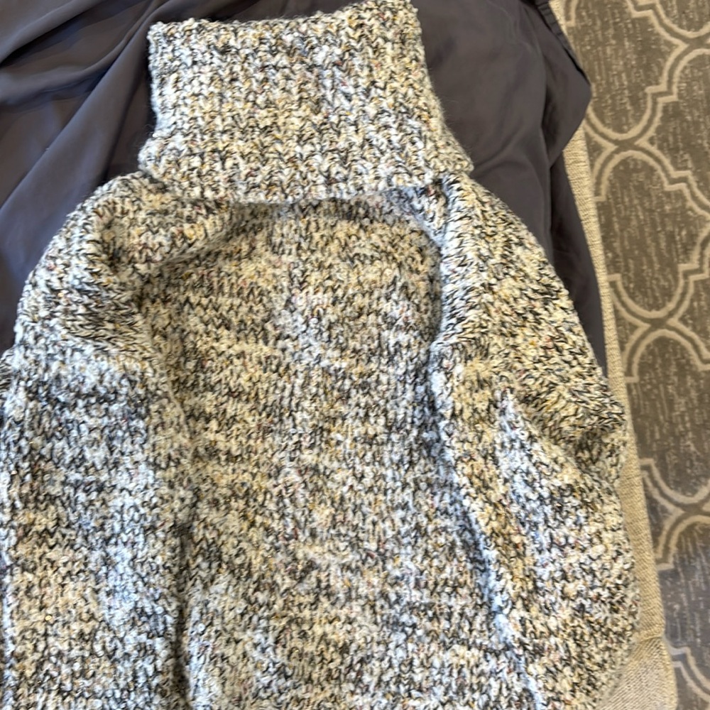 Lou & Grey Cozy Turtleneck Sweater - Size XS